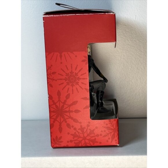 Hallmark Marvel Avengers Black Widow Christmas Tree Ornament - LIKE NEW - Picture 4 of 6